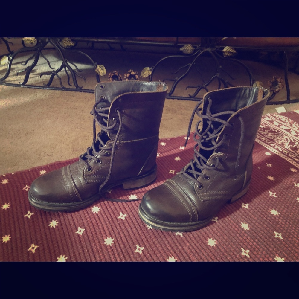 Steve Madden Boots sz 6.5
